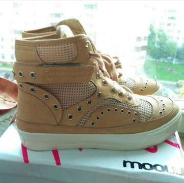 Высокие кеды Moow